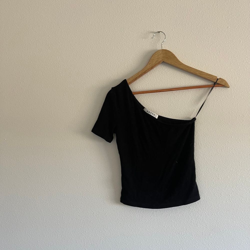 GBTSO One-Shoulder Ribbed‎ Knit T-Shirt Womens Size XS - Picture 2 of 8